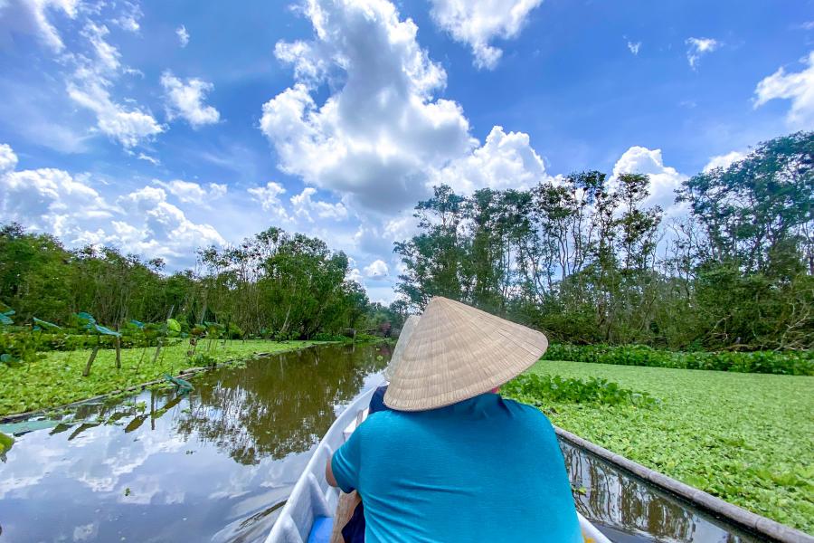 1 DAY CAN THO - AUTHENTIC FLOATING MARKET - TRA SU FOREST.HIB1DTS1 color