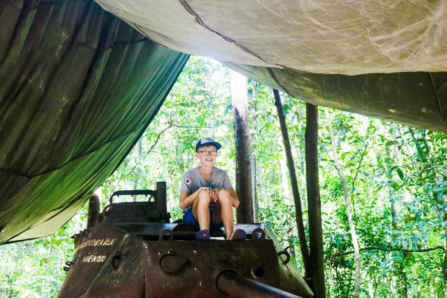 1 DAY SAIGON - MEKONG DELTA - CU CHI TUNNELS .HIB1DSMCC1 color