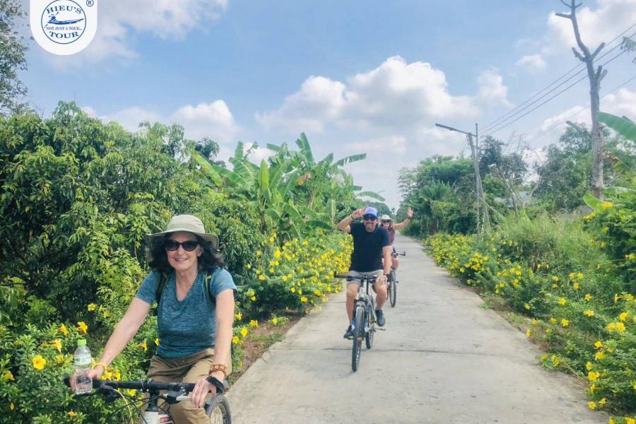 HALF DAY CAN THO - FROM CITY TO SERENITY: THE ULTIMATE MEKONG CYCLING – KAYAKING ADVENTURE – HIBCCKK1 color