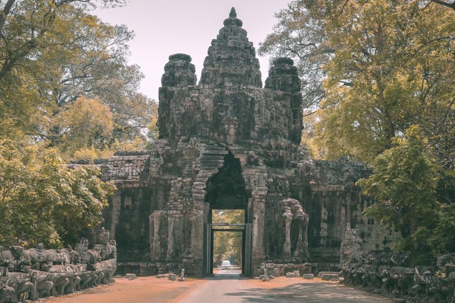 INCREDIBLE CAMBODIA TRIP 3 DAYS 2 NIGHTS - HOB3MC1 color